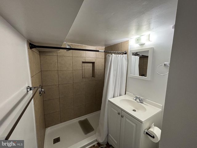 346 RALEIGH ST SE, Washington, DC 20032