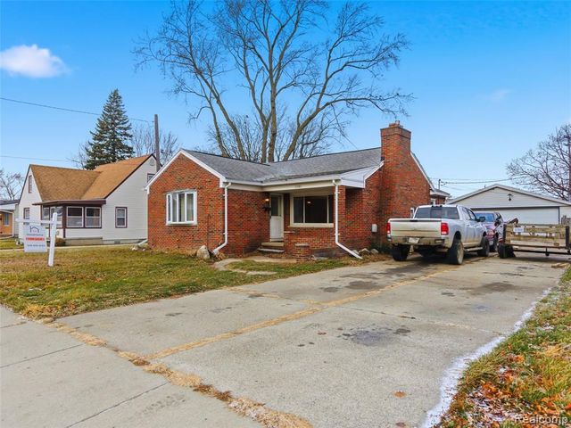 11581 Metter Avenue, Warren, MI 48089