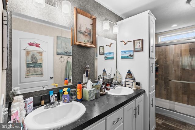 823 GAIL PL, Lancaster, PA 17601