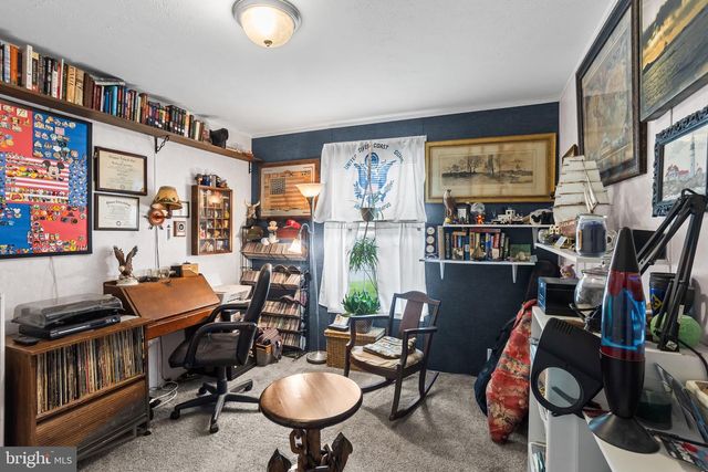 823 GAIL PL, Lancaster, PA 17601