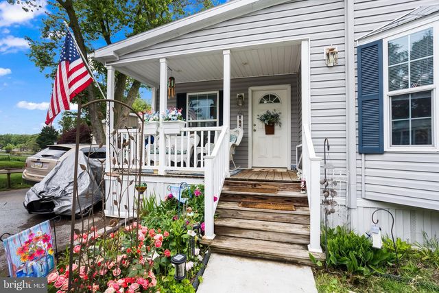 823 GAIL PL, Lancaster, PA 17601