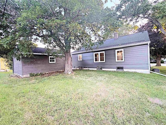 34 N MADISON STREET, Chilton, WI 53014