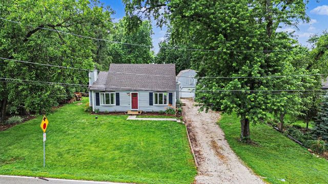 5S254 Radcliff Road, Naperville, IL 60563