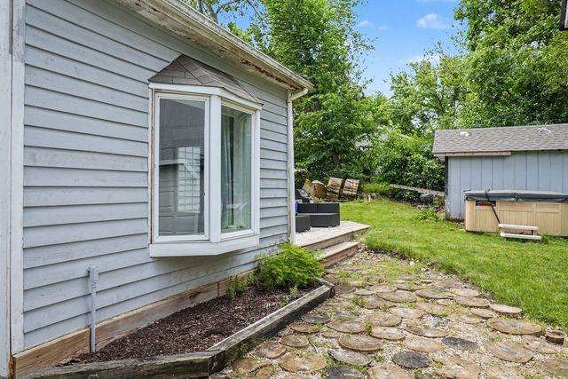 5S254 Radcliff Road, Naperville, IL 60563