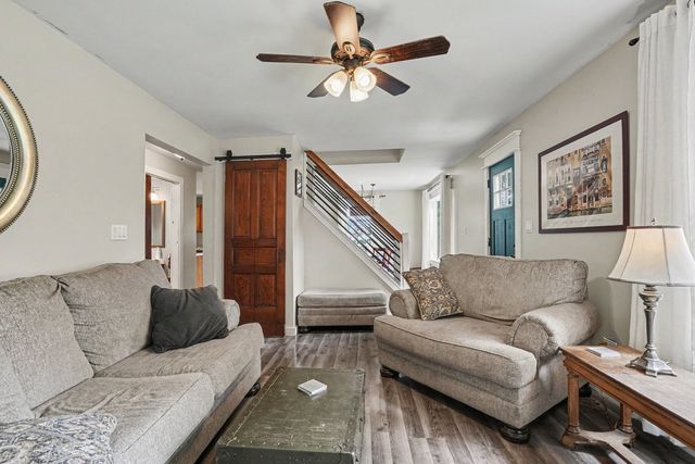 5S254 Radcliff Road, Naperville, IL 60563