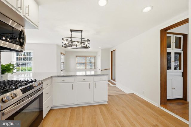 7 HATSAWAP RD, Cambridge, MD 21613