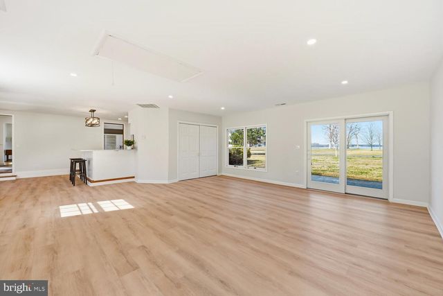 7 HATSAWAP RD, Cambridge, MD 21613