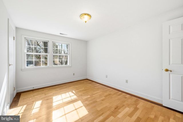 7 HATSAWAP RD, Cambridge, MD 21613