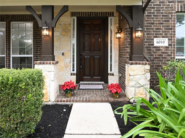6010 Green Meadows Lane, Katy, TX 77493