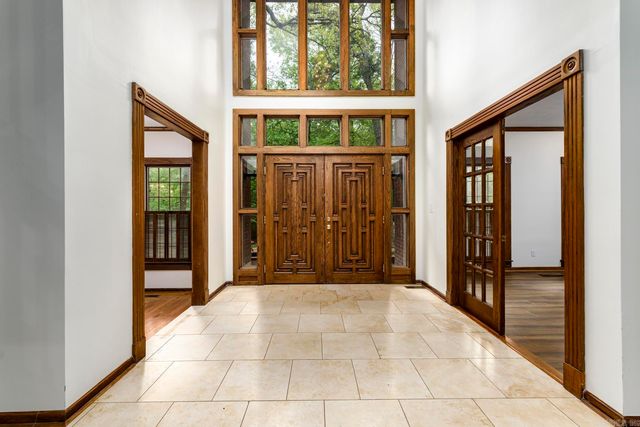 6 Country Oaks Drive, Little Rock, AR 72223