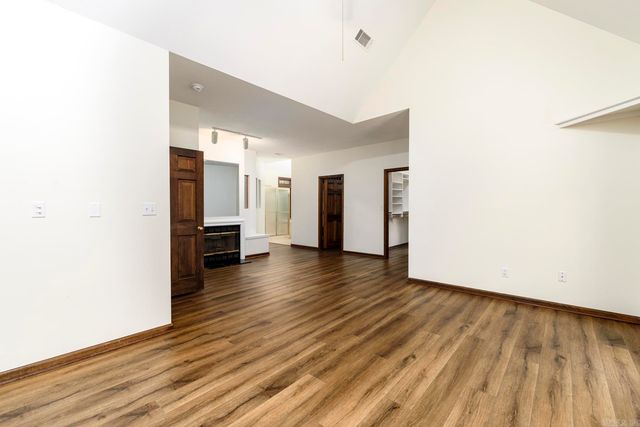 6 Country Oaks Drive, Little Rock, AR 72223