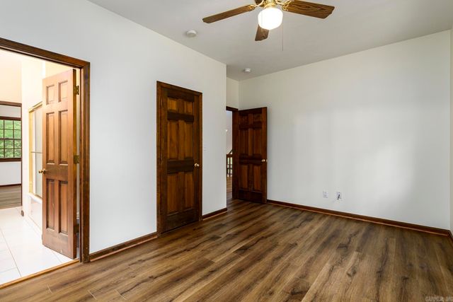 6 Country Oaks Drive, Little Rock, AR 72223