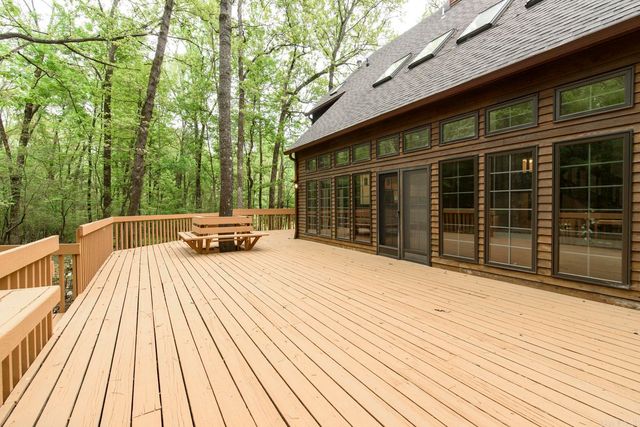 6 Country Oaks Drive, Little Rock, AR 72223