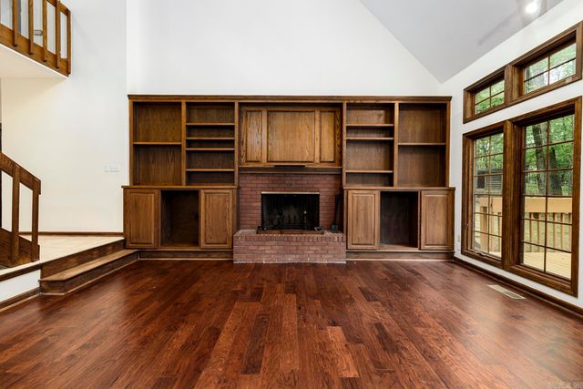 6 Country Oaks Drive, Little Rock, AR 72223