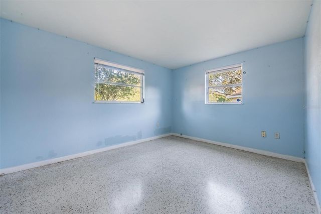 39252 HEIGHTS AVENUE, Zephyrhills, FL 33542