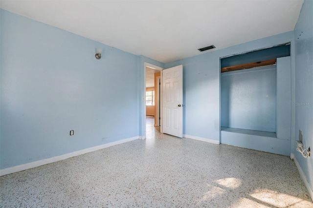 39252 HEIGHTS AVENUE, Zephyrhills, FL 33542