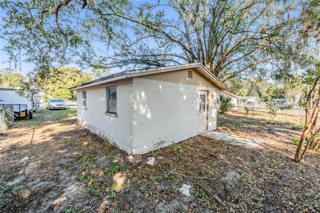 39252 HEIGHTS AVENUE, Zephyrhills, FL 33542