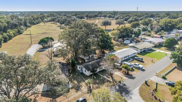 39252 HEIGHTS AVENUE, Zephyrhills, FL 33542