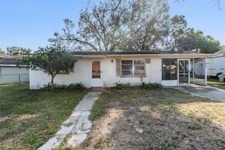 39252 HEIGHTS AVENUE, Zephyrhills, FL 33542