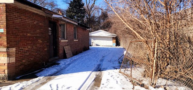 4118 W Midlothian Avenue, Robbins, IL 60472