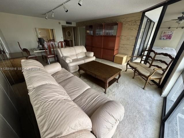 1901 Brickell Avenue B1010, Miami, FL 33129