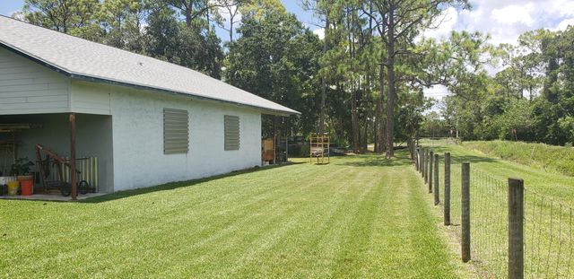 14800 99th Street N, The Acreage, FL 33412