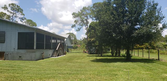 14800 99th Street N, The Acreage, FL 33412