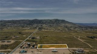 1 Via Seco, Apple Valley, CA 92308