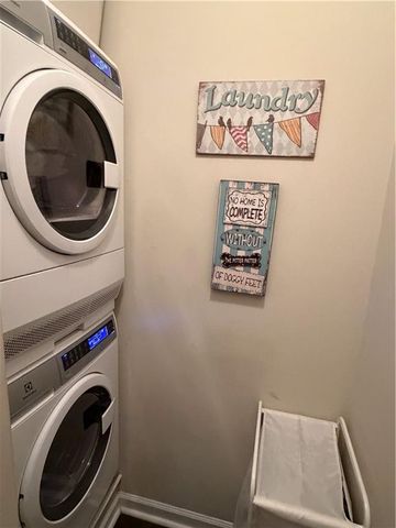 502 Camellia Court, Acworth, GA 30102