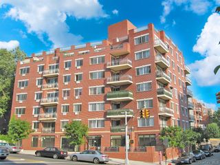 13708 S 31st Road 5D, Flushing, NY 11354