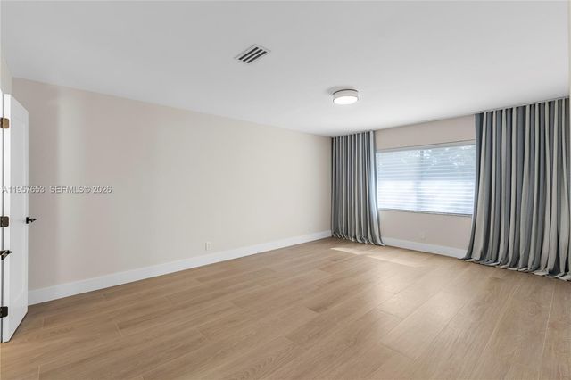 9234 Southampton Pl, Boca Raton, FL 33434