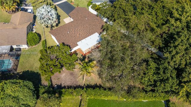 9234 Southampton Pl, Boca Raton, FL 33434