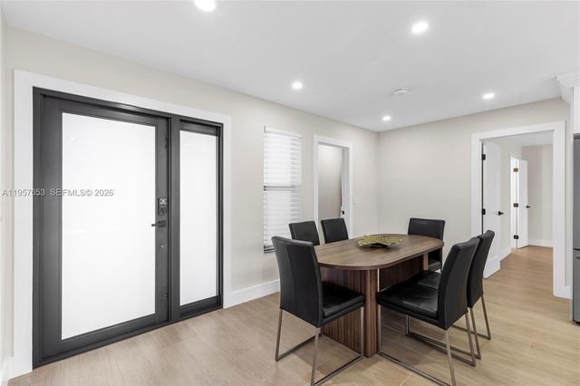 9234 Southampton Pl, Boca Raton, FL 33434