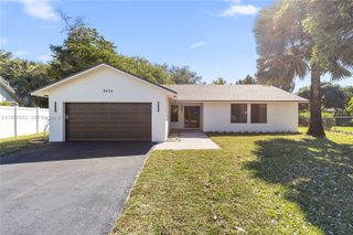 9234 Southampton Pl, Boca Raton, FL 33434