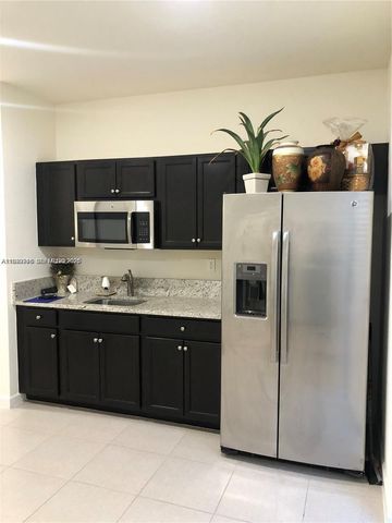 11762 SW 253rd St 1, Homestead, FL 33032