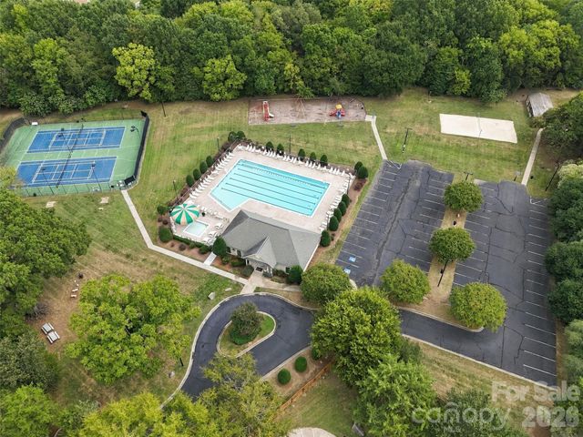 13504 Norlington Court, Charlotte, NC 28273