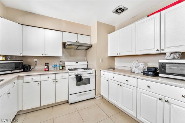 848 North 18th Street, Las Vegas, NV 89101