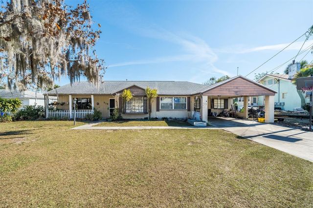 708 N SAINT CLAIR ABRAMS AVENUE, Tavares, FL 32778