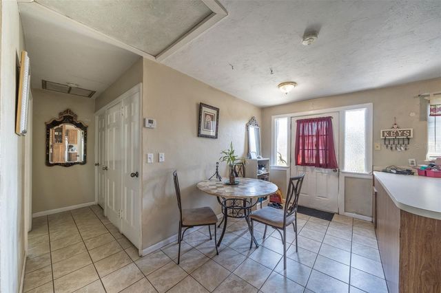 708 N SAINT CLAIR ABRAMS AVENUE, Tavares, FL 32778