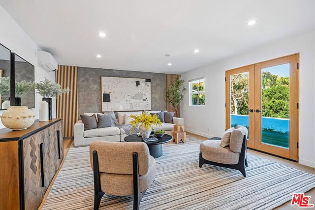 10311 Wheatland Avenue, Shadow Hills, CA 91040