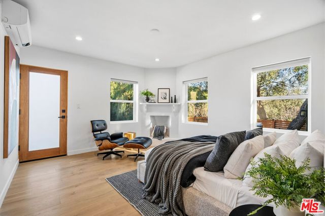 10311 Wheatland Avenue, Shadow Hills, CA 91040