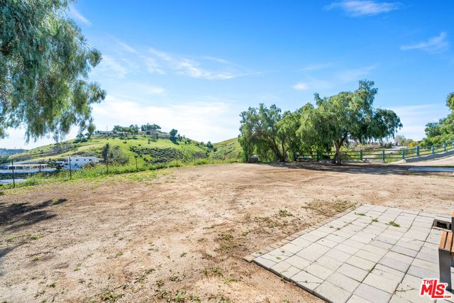 10311 Wheatland Avenue, Shadow Hills, CA 91040