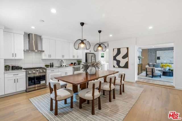 10311 Wheatland Avenue, Shadow Hills, CA 91040