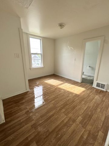 2921 N 26th STREET, Milwaukee, WI 53206