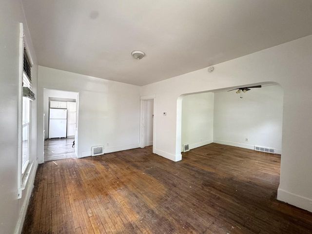 2921 N 26th STREET, Milwaukee, WI 53206