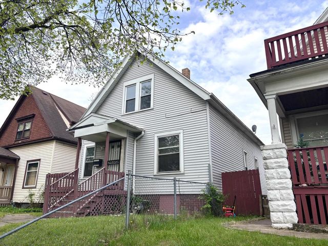 2921 N 26th STREET, Milwaukee, WI 53206