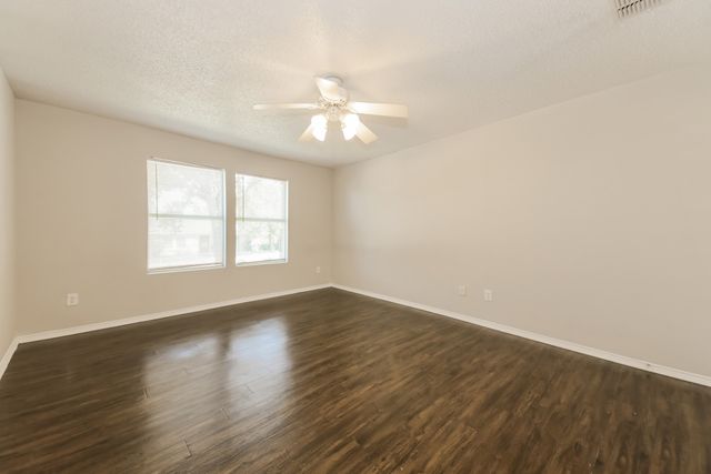 1395 Stewart Drive, Rockwall, TX 75032