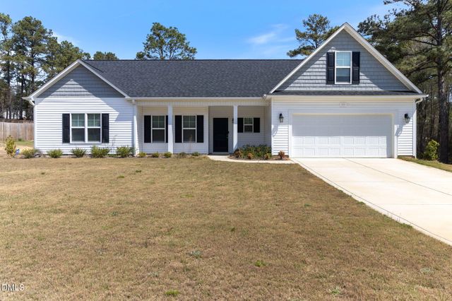 111 Sugarberry, Spring Lake, NC 28390