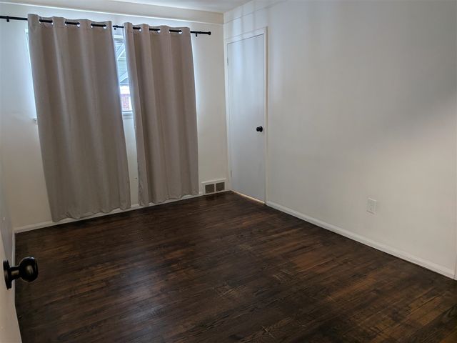 18429 Stephens Road, Eastpointe, MI 48021