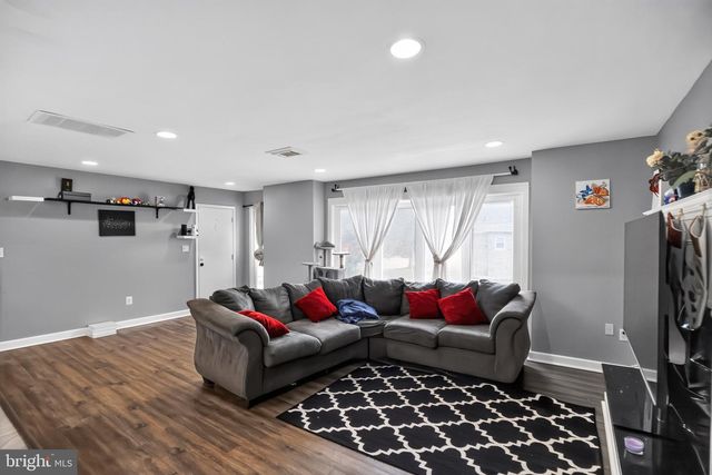 628 GEORGE AVE, Essex, MD 21221